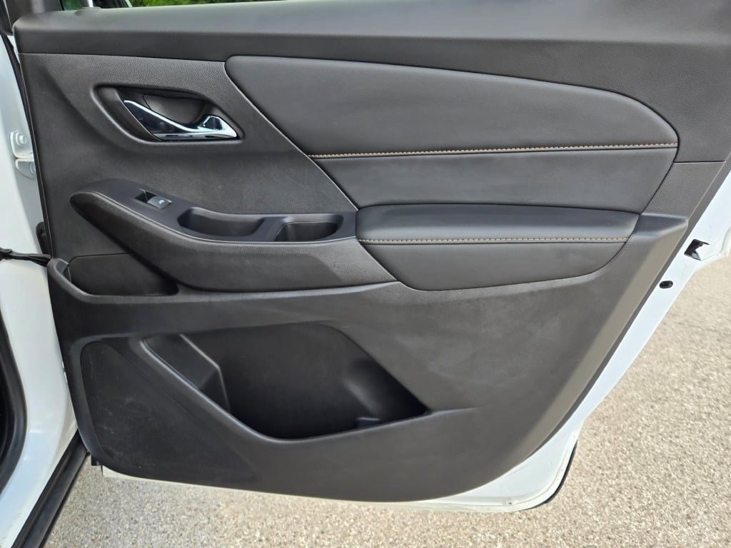 2021 Chevrolet Traverse RS photo 4