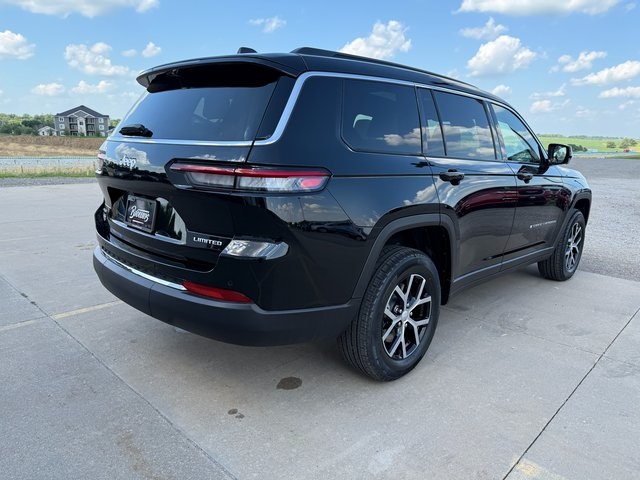 2025 Jeep Grand Cherokee Limited photo 5