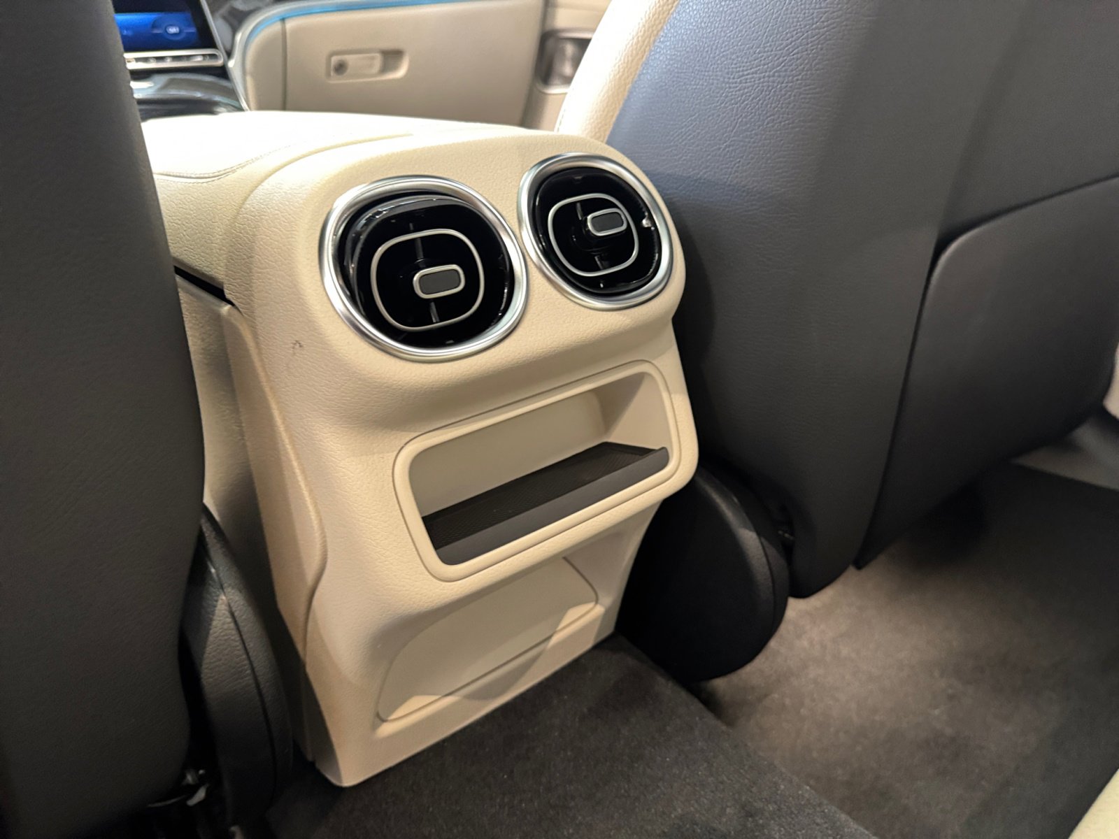 2025 Mercedes Benz GLC 350e 4MATIC photo 19