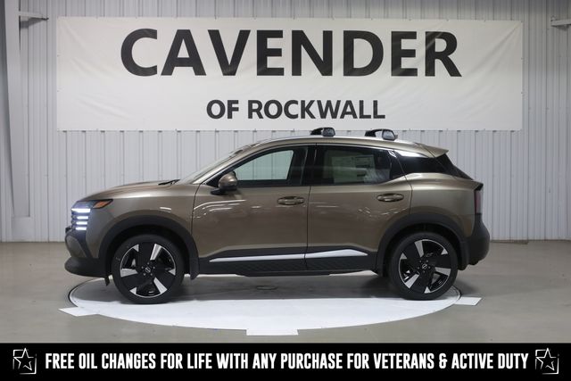 2025 Nissan Kicks SR photo 3