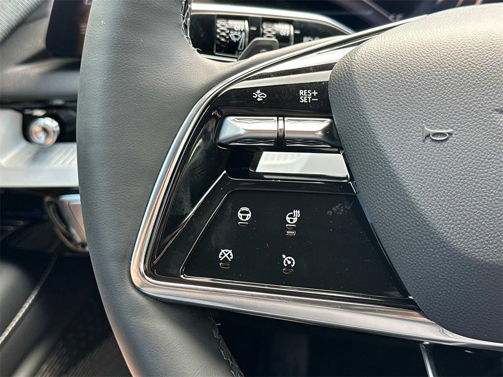 2025 Cadillac Optiq Sport photo 15