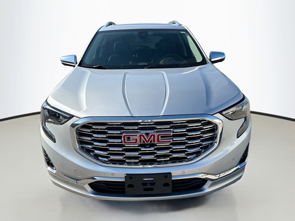 2020 Gmc Terrain Denali photo 2
