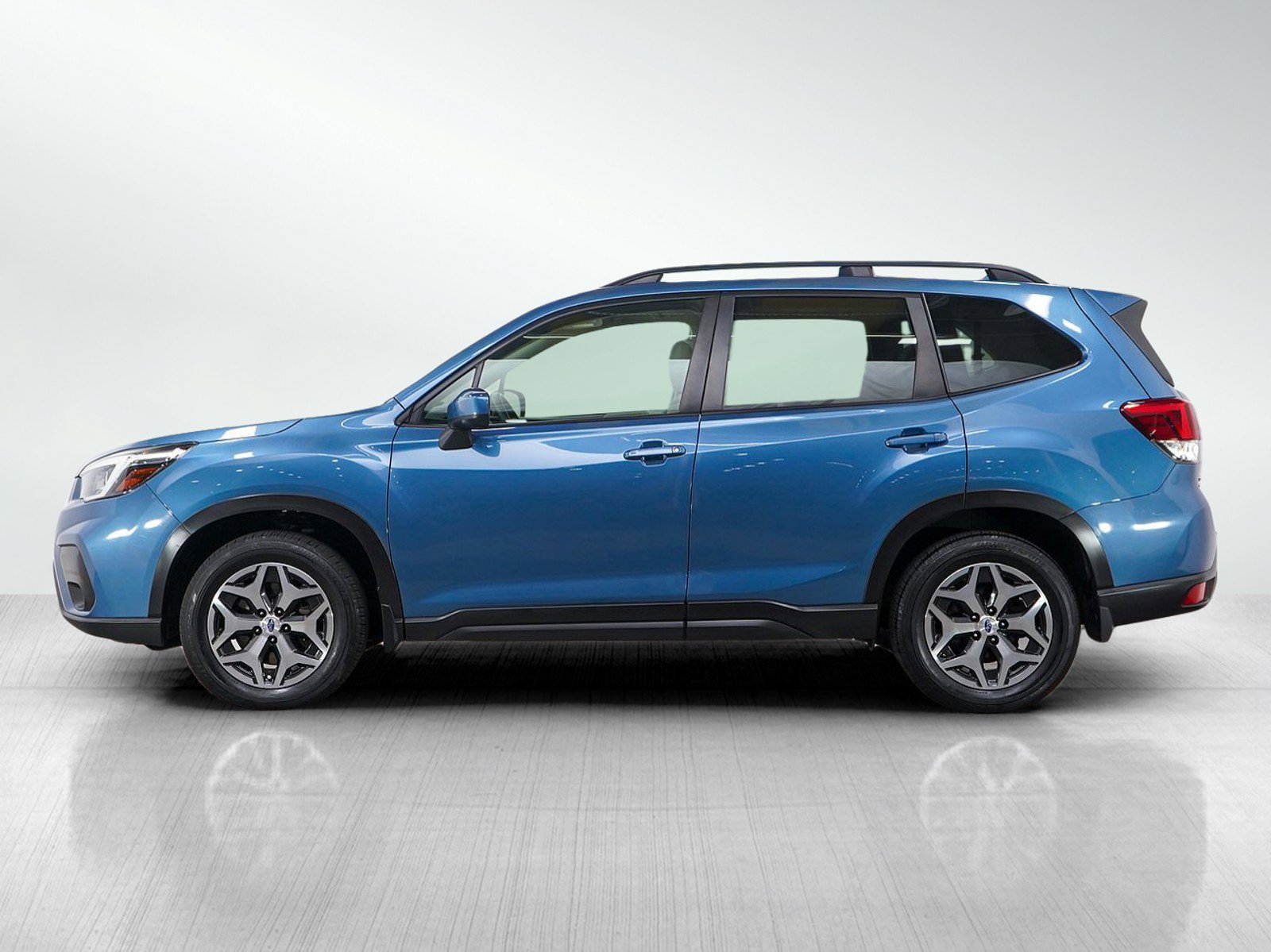 Used 2019 Subaru Forester Premium with VIN JF2SKAGC0KH562592 for sale in South Saint Paul, Minnesota