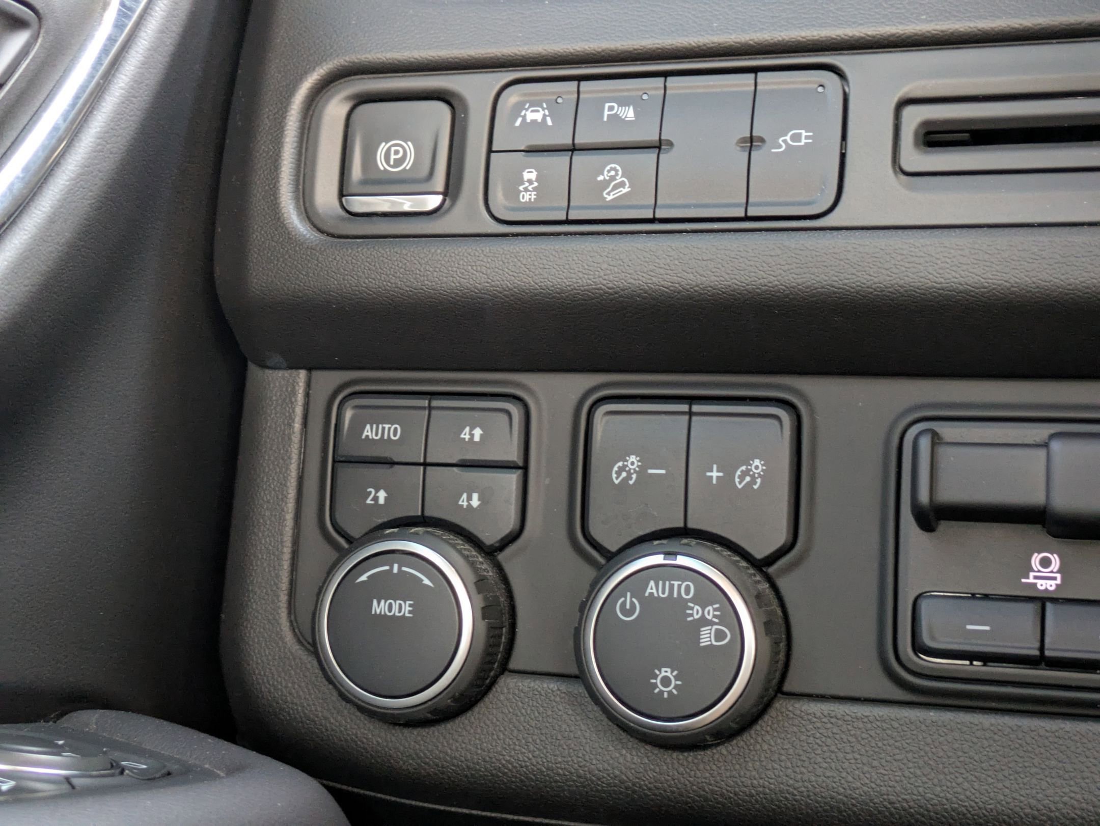 2022 Chevrolet Tahoe Premier photo 25