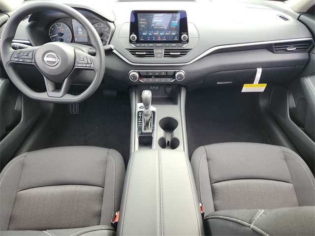 2025 Nissan Altima 2.5 S photo 9