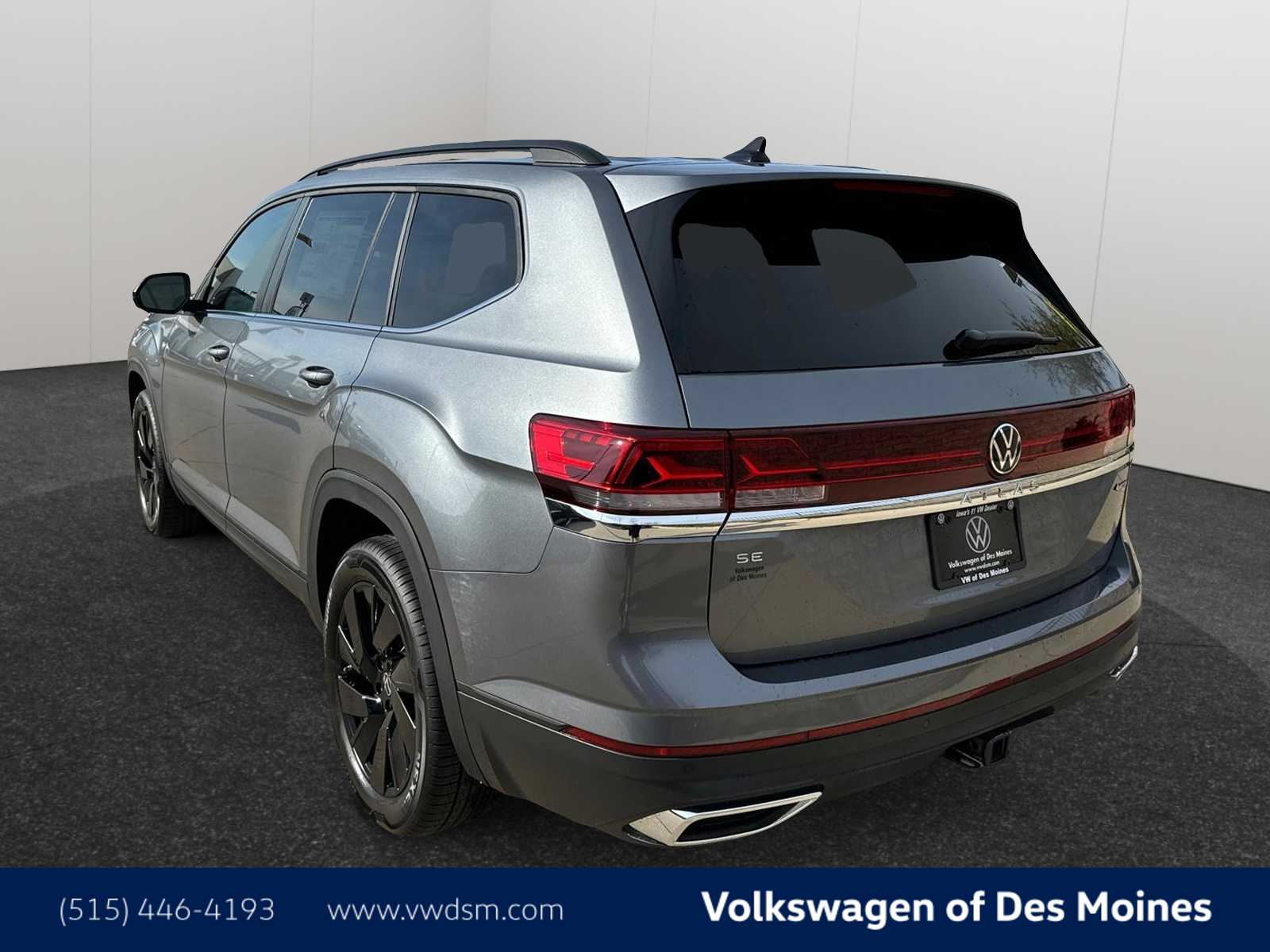 2025 Volkswagen Atlas SE Technology photo 4