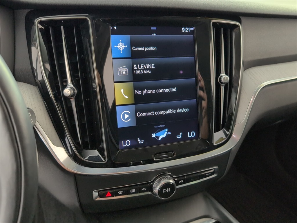 2021 Volvo V60 Cross Country T5 photo 24