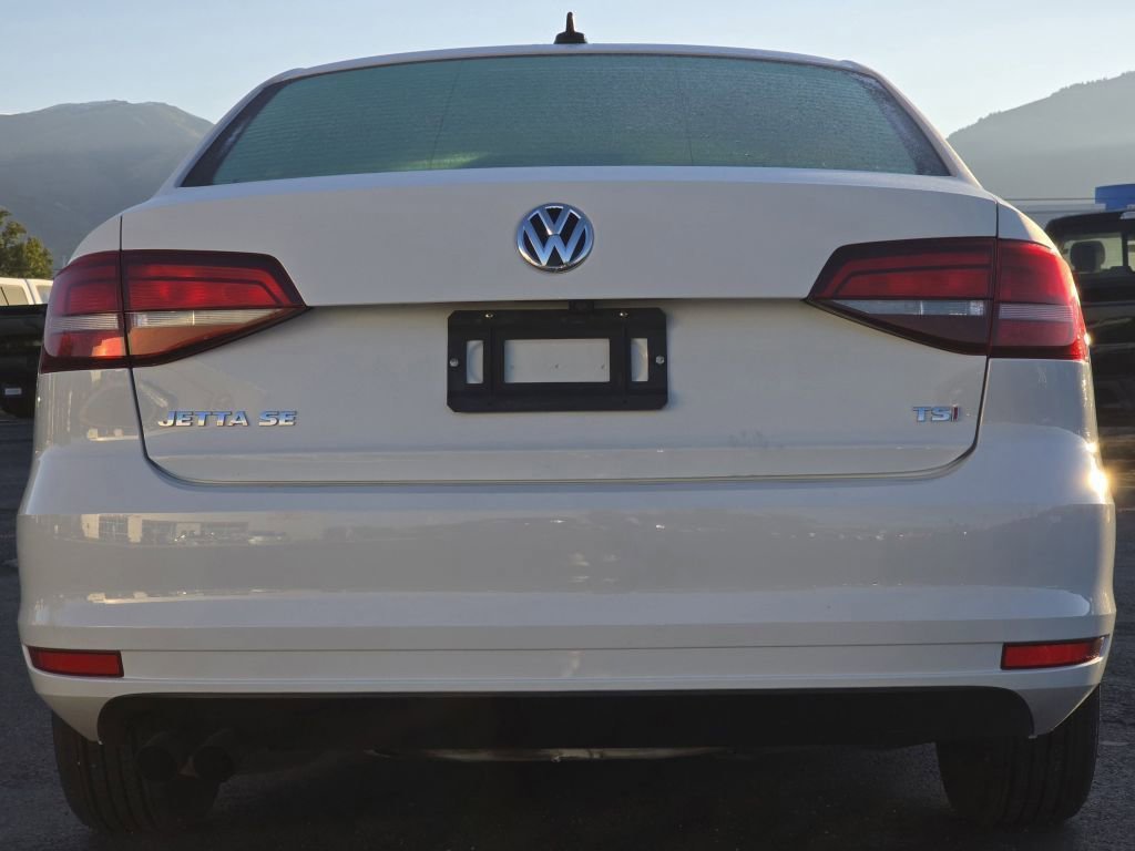 2017 Volkswagen Jetta 1.4T SE photo 3