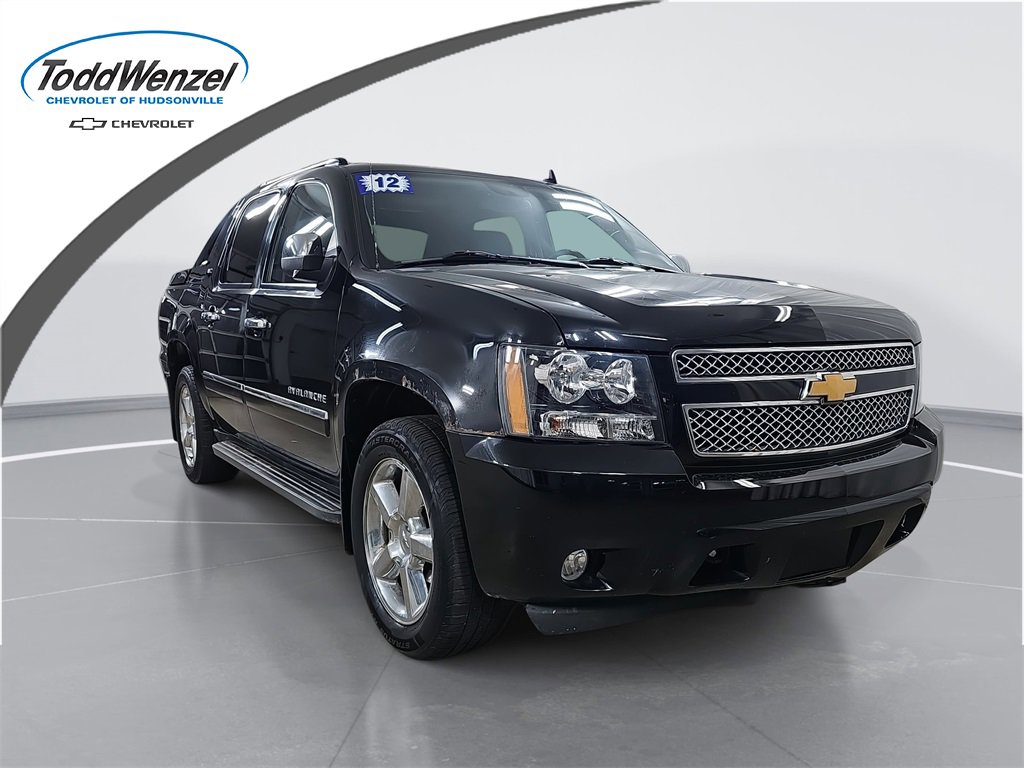 2012 Chevrolet Avalanche LTZ's photo