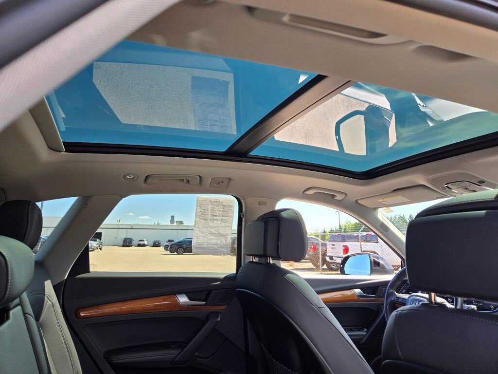 2023 Audi Q5 45 S line Premium Plus photo 8