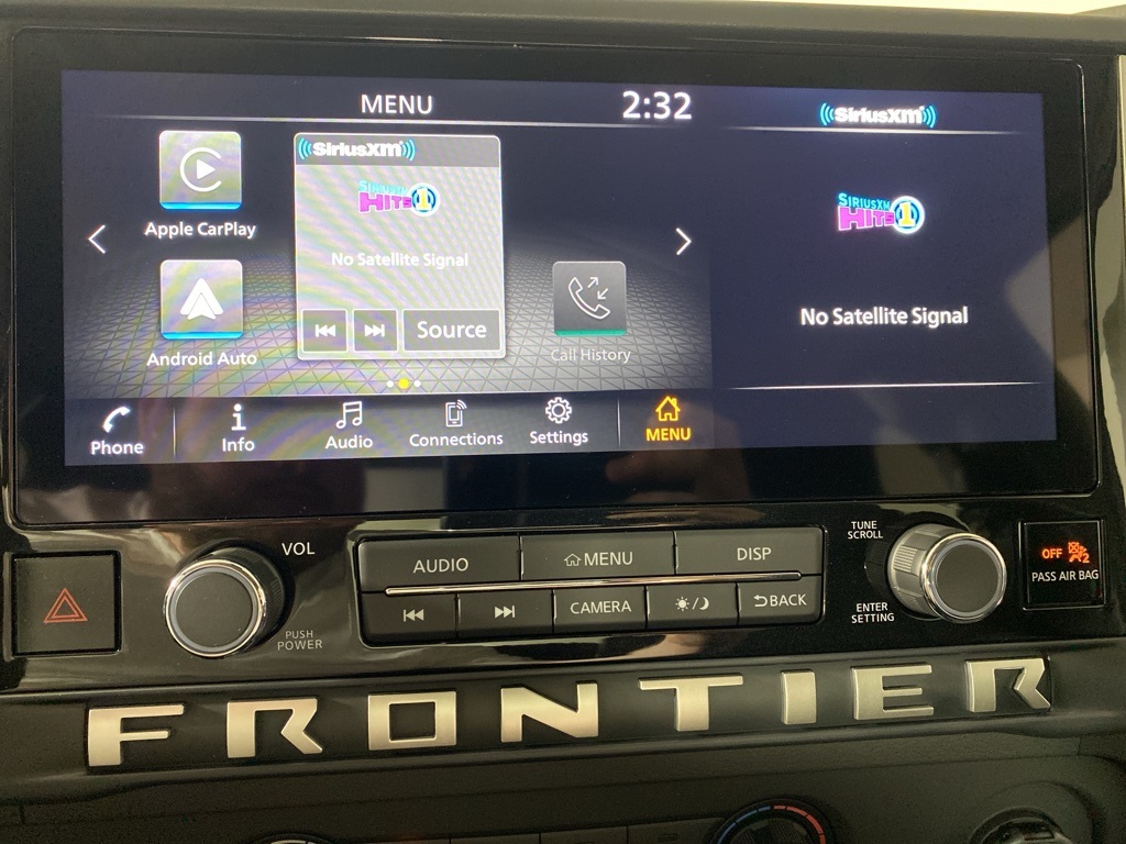 2025 Nissan Frontier SV photo 12