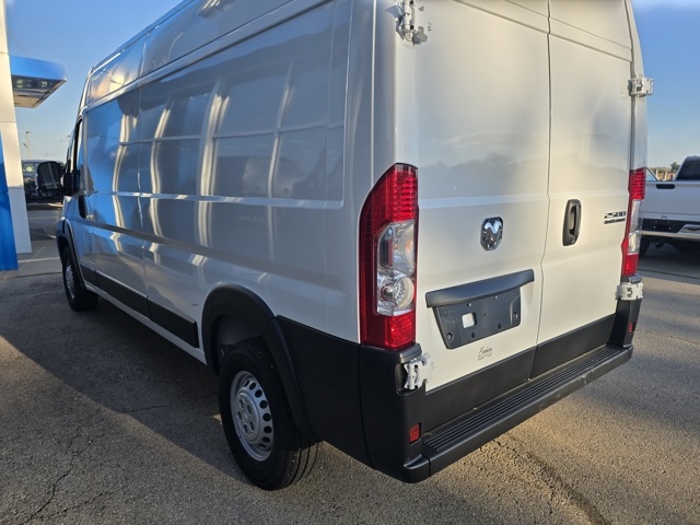 2025 Ram ProMaster 2500 photo 4