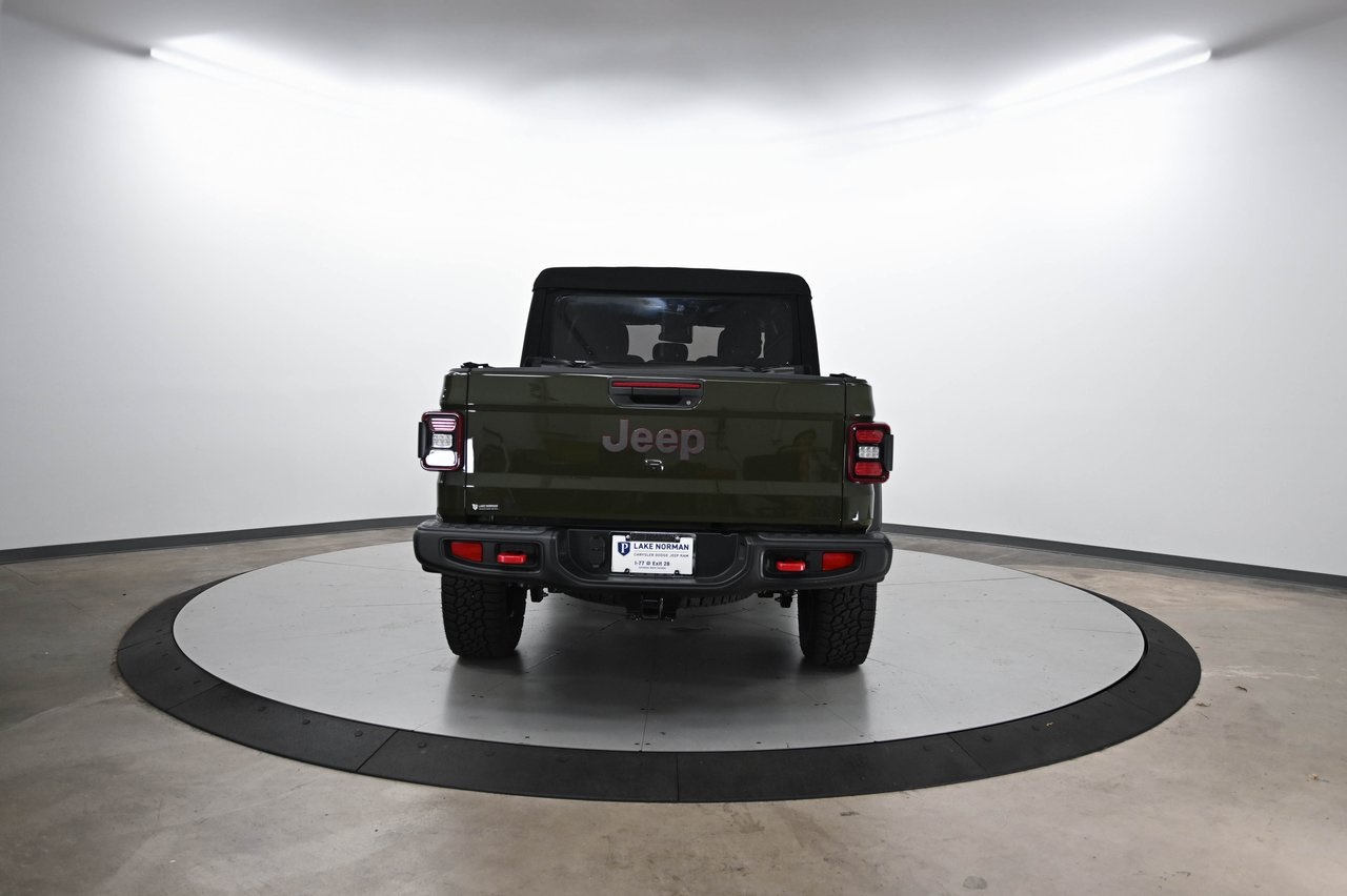2024 Jeep Gladiator Rubicon photo 6