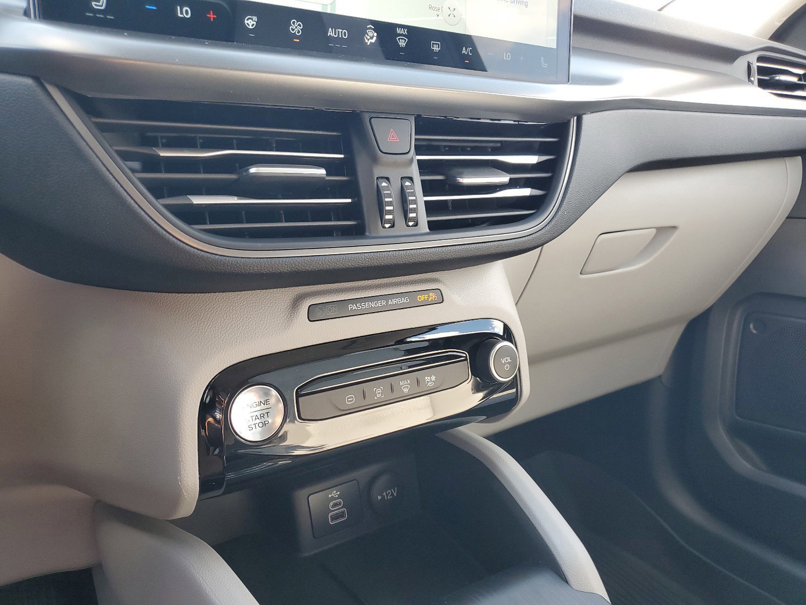 2024 Ford Escape Plug-In Hybrid photo 20