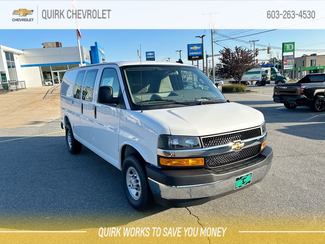 2025 Chevrolet Express Cargo Work Van's photo