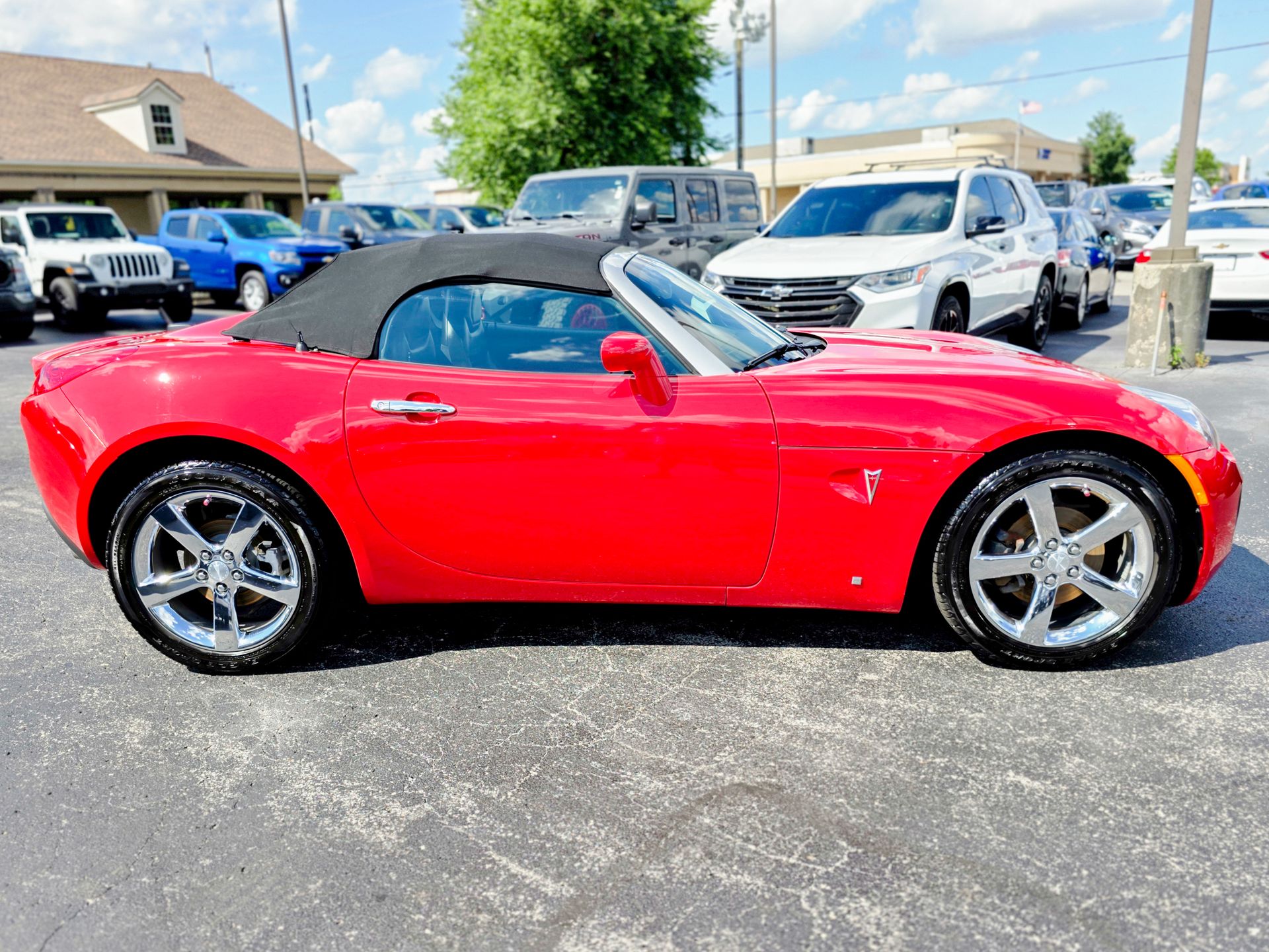 2009 Pontiac Solstice photo 11