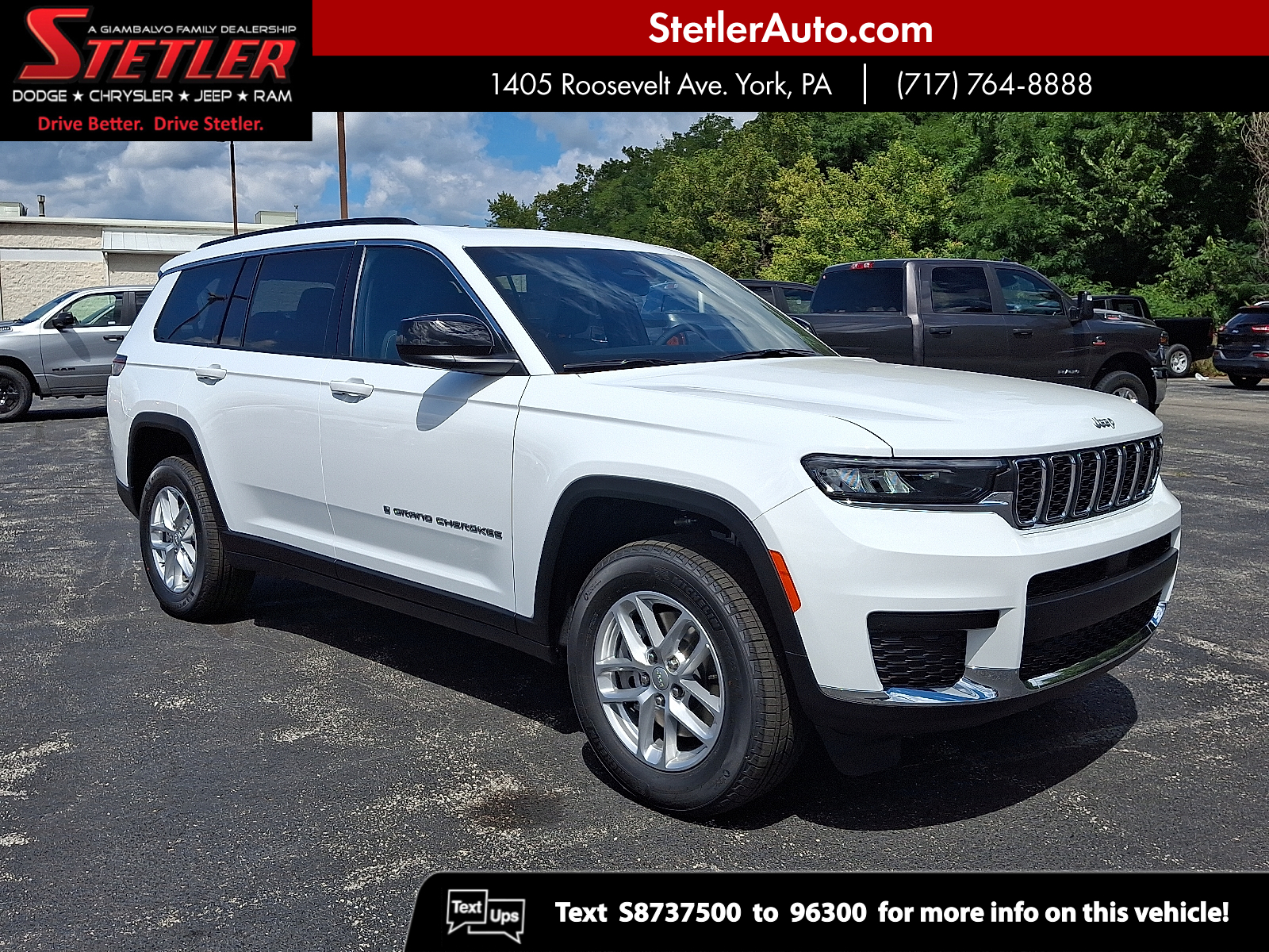 2025 Jeep Grand Cherokee L Laredo's photo