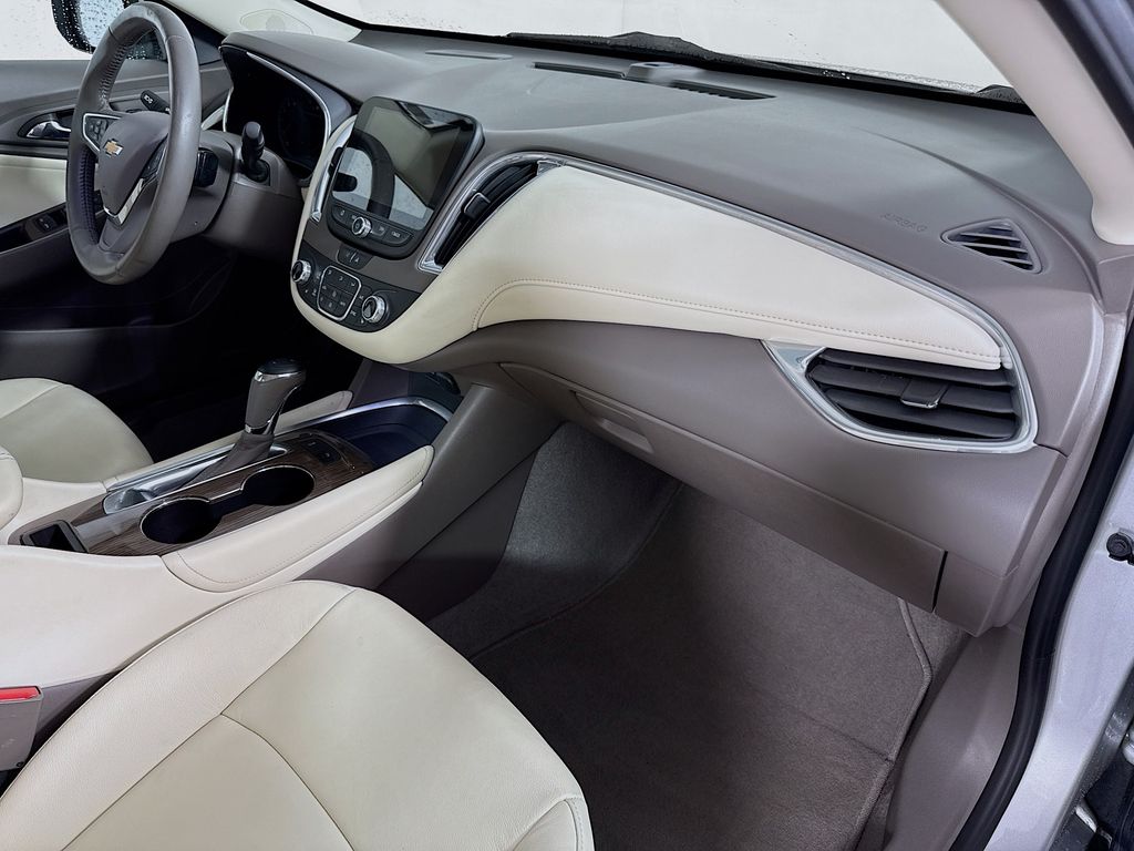 2020 Chevrolet Malibu 1LT photo 22