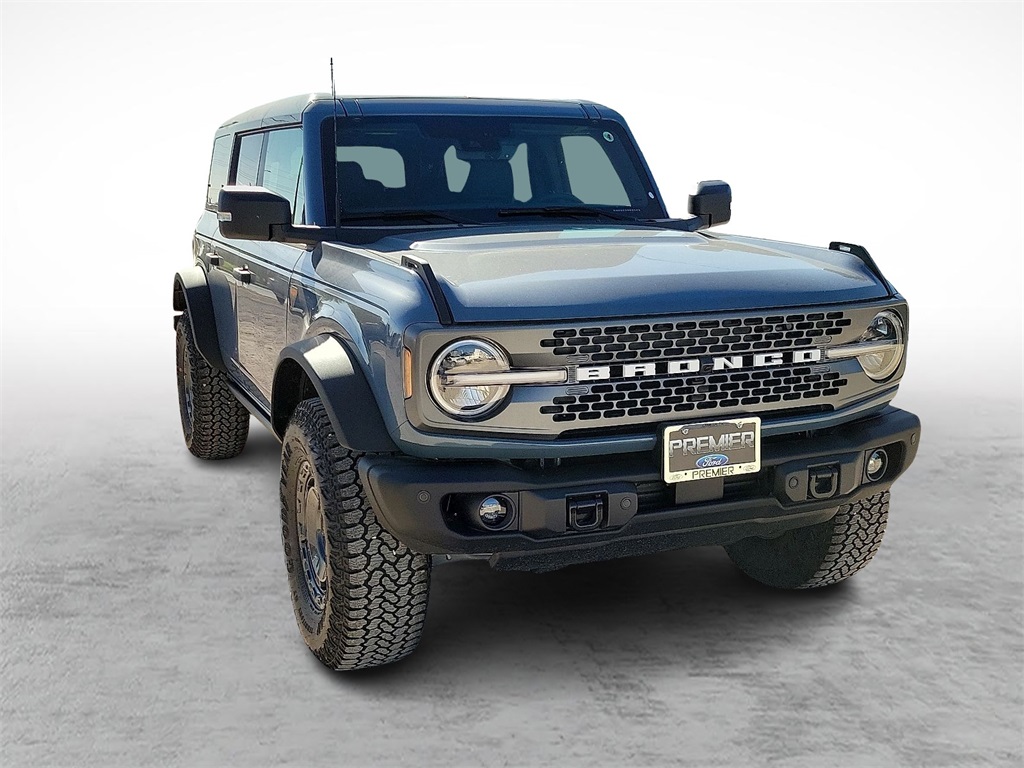 2025 Ford Bronco Badlands photo 2
