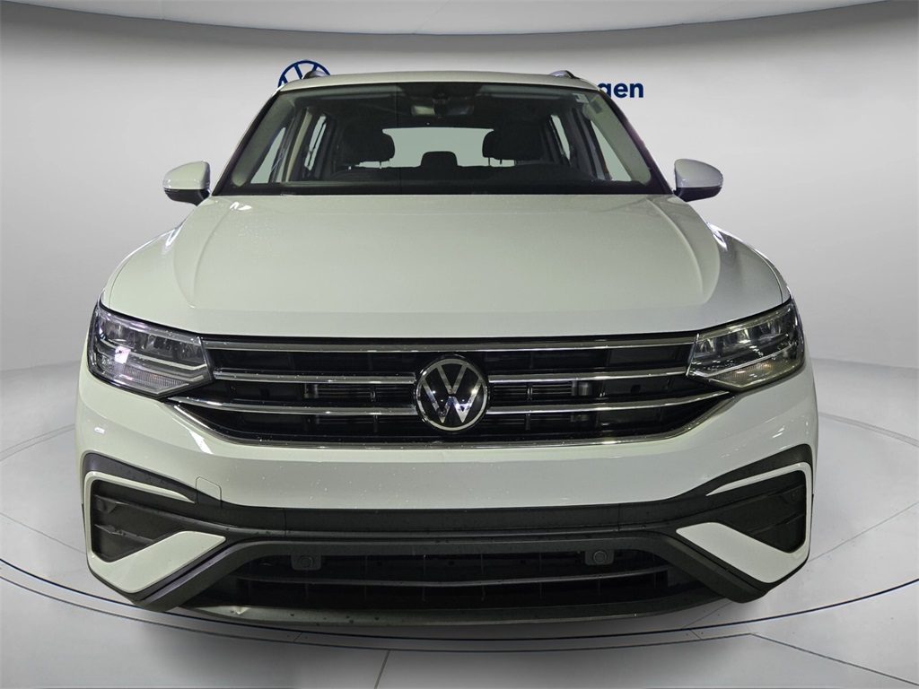 2023 Volkswagen Tiguan S photo 3