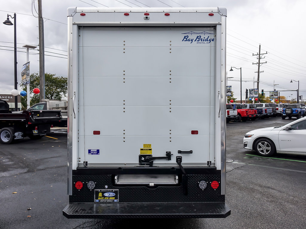 2024 Ford Transit Chassis Cutaway photo 3