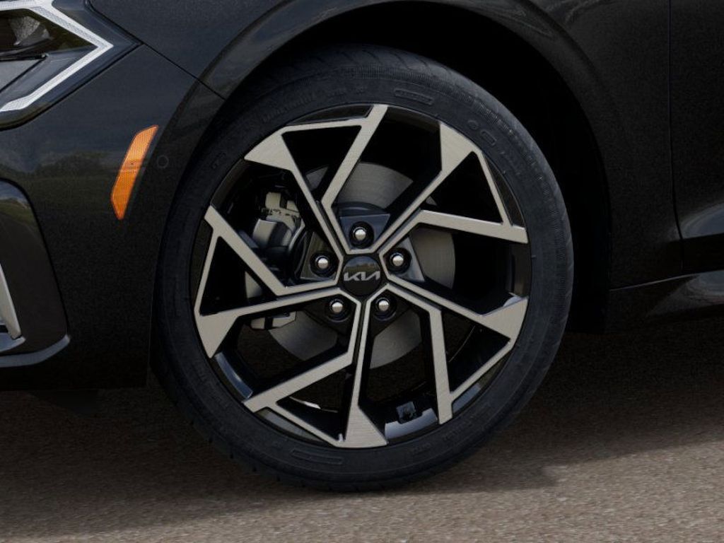 2025 Kia K5 EX photo 6