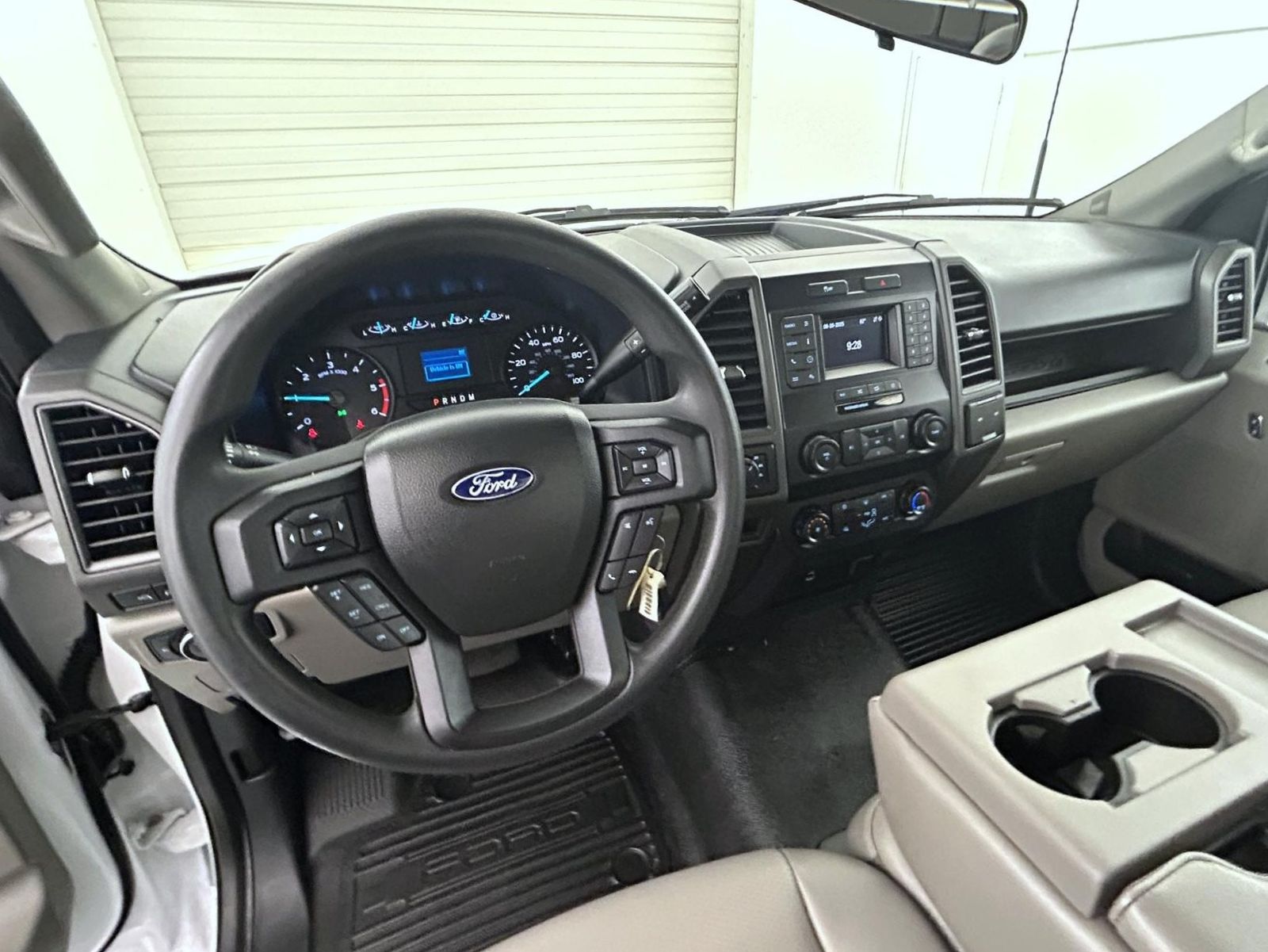 2022 Ford F-550 photo 11