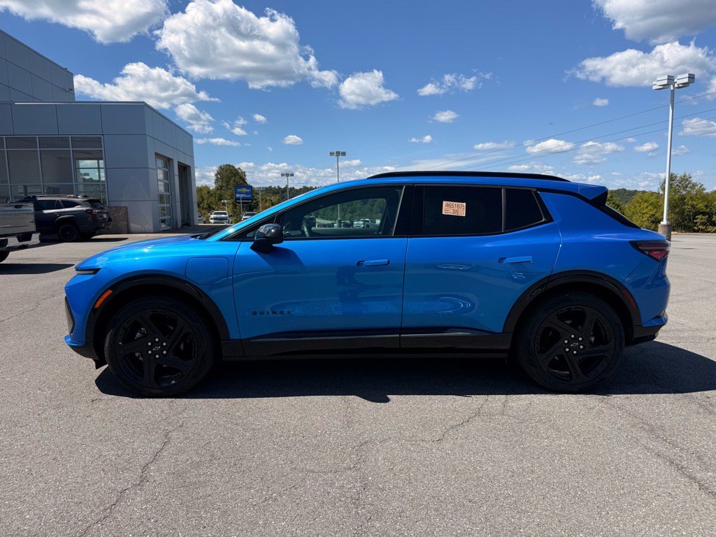 Used 2025 Chevrolet Equinox EV RS with VIN 3GN7DSRR2SS134656 for sale in Mount Hope, WV