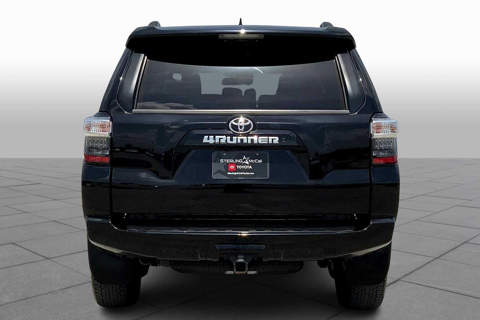 2023 Toyota 4Runner SR5 photo 4