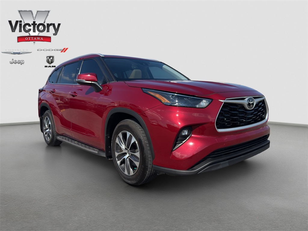 2022 Toyota Highlander XLE photo 8