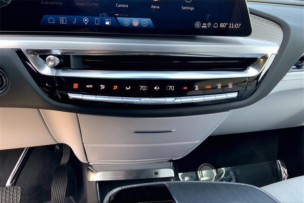 2025 Cadillac Lyriq Sport photo 23