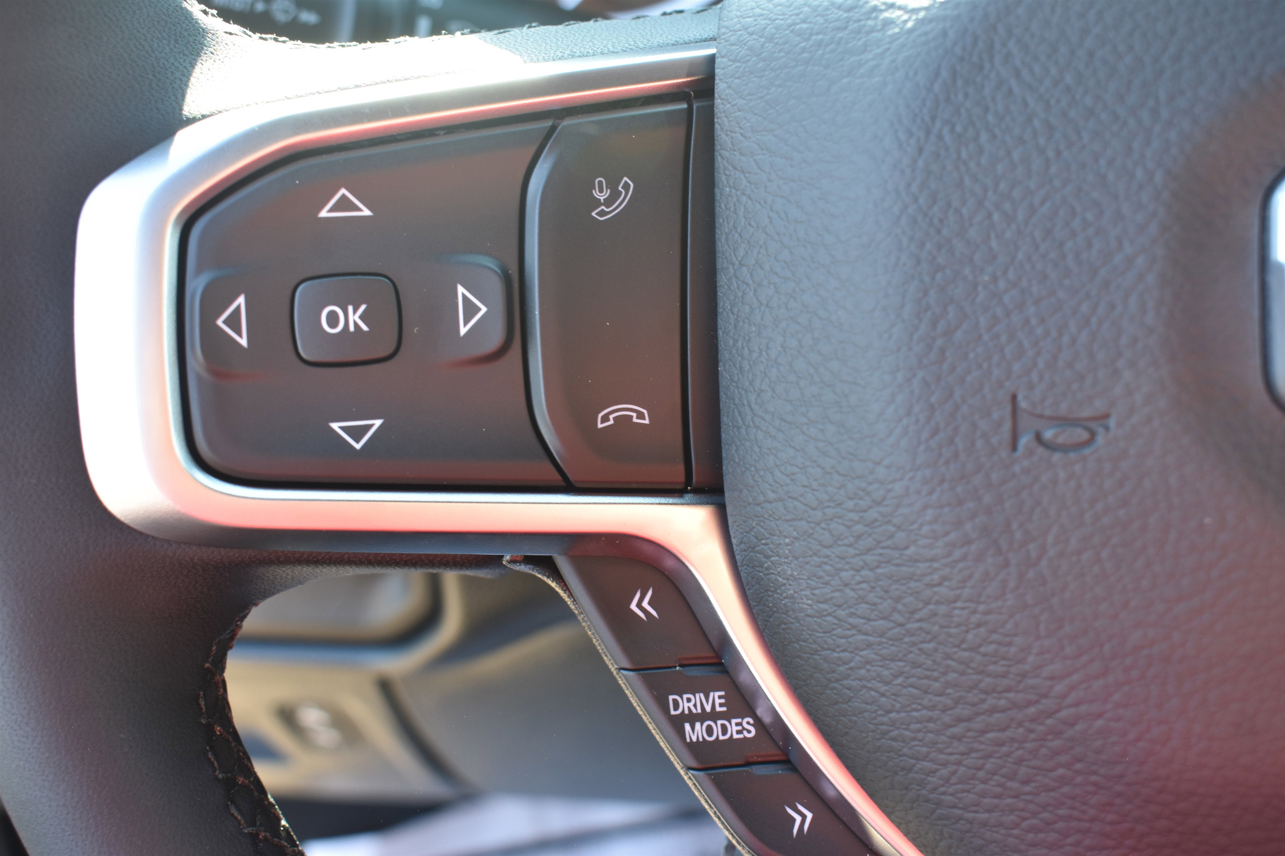 2025 Ram 1500 Big Horn photo 8