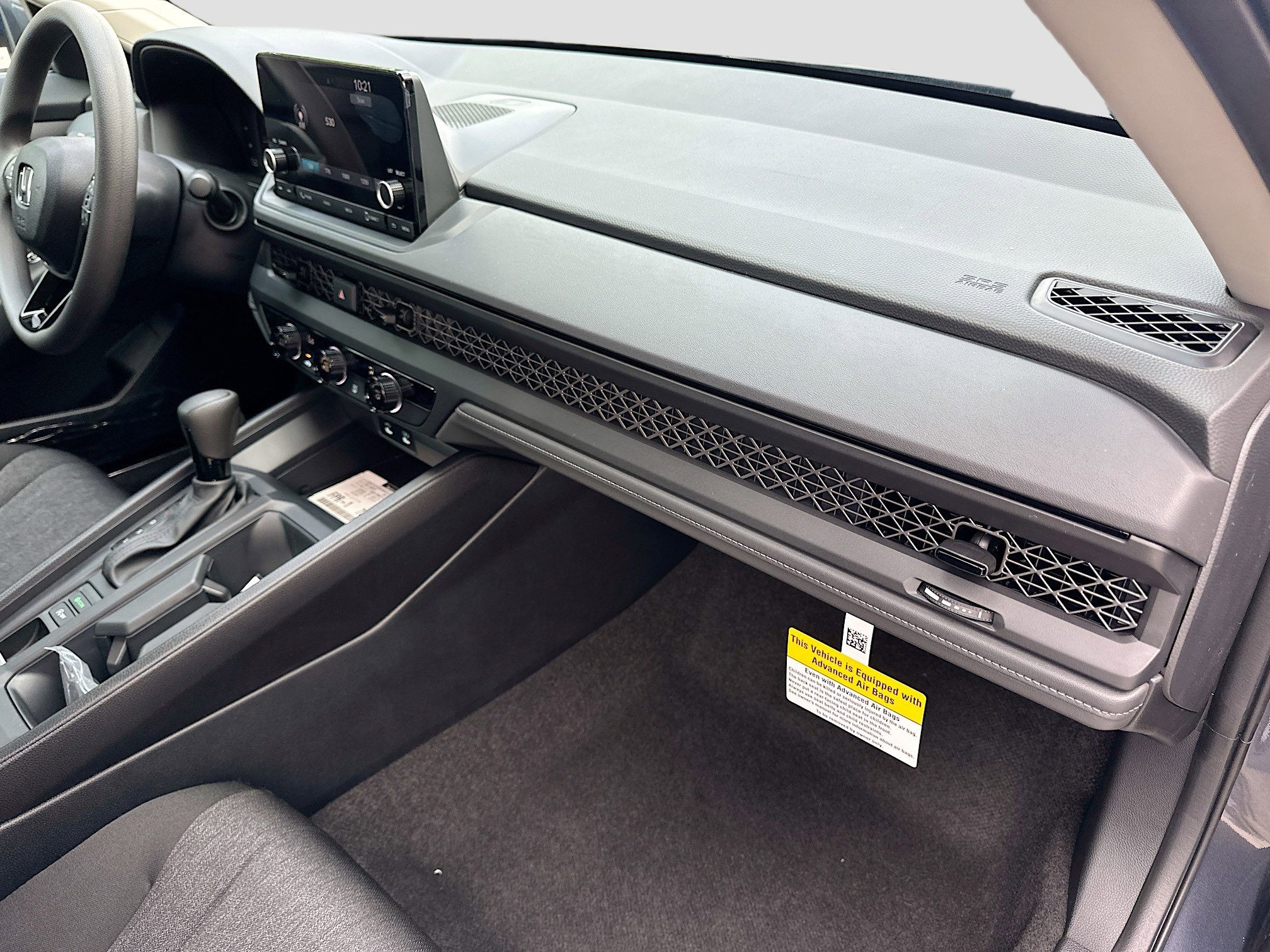 2025 Honda Accord LX photo 21