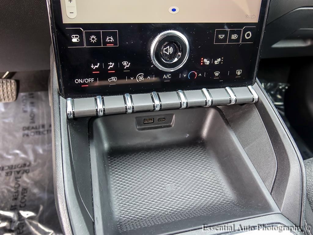 2025 GMC TERRAIN - Image 13