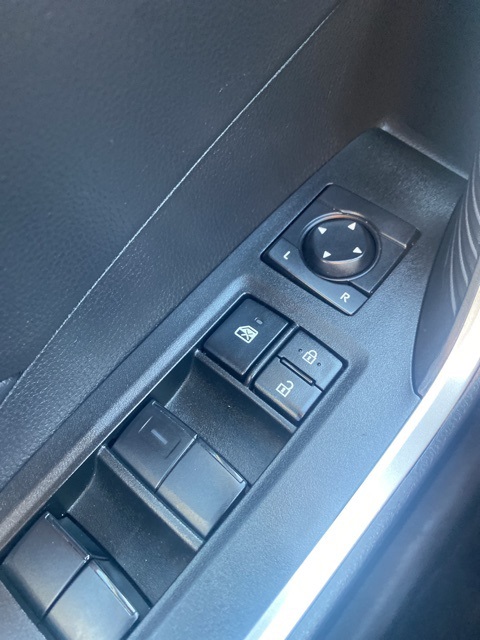 2024 Toyota RAV4 LE photo 12