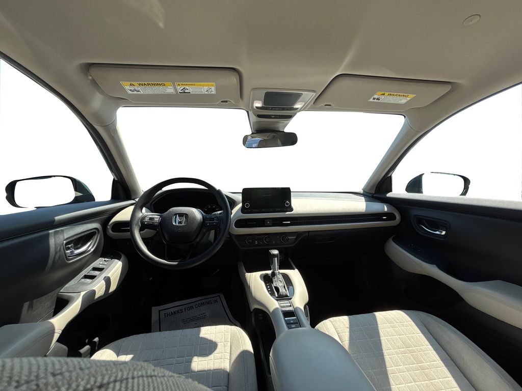 2025 Honda HR-V LX photo 15