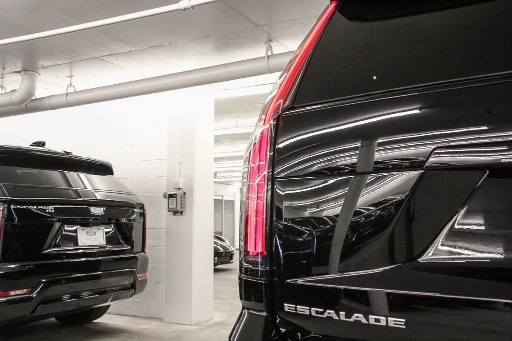 2026 Cadillac Escalade Platinum Sport photo 7