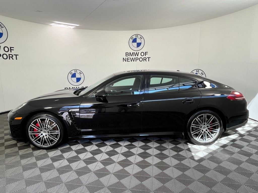 2015 Porsche Panamera Base S photo 10