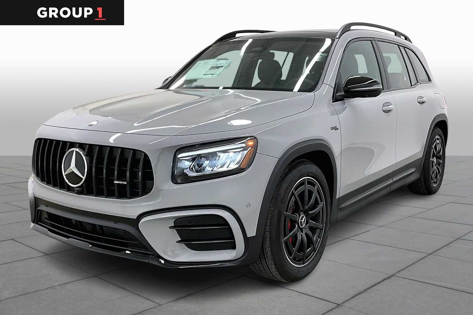 2026 Mercedes-Benz GLB AMG GLB 35's photo