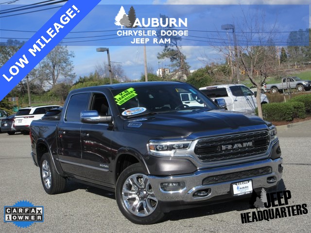 2023 RAM Ram 1500 Pickup Limited's photo