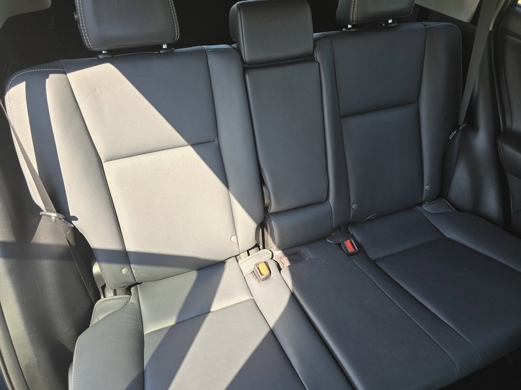2017 Toyota RAV4 Limited photo 25