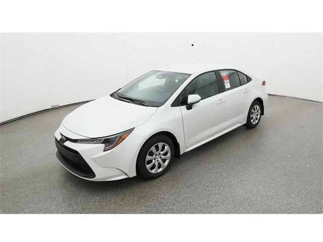 2026 Toyota Corolla LE's photo