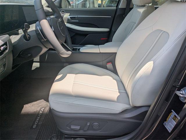 New 2025 Blue Hyundai SEL Convenience image 10