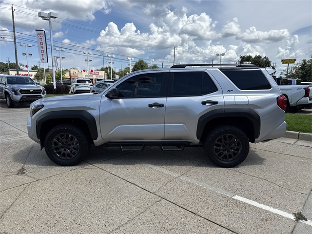 2025 Toyota 4Runner SR5 photo 6