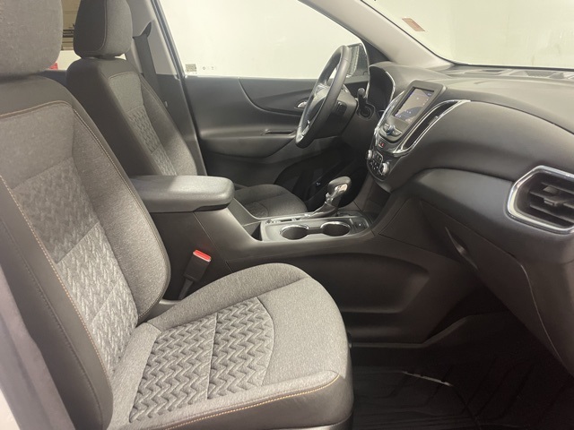 2023 Chevrolet Equinox LT photo 18