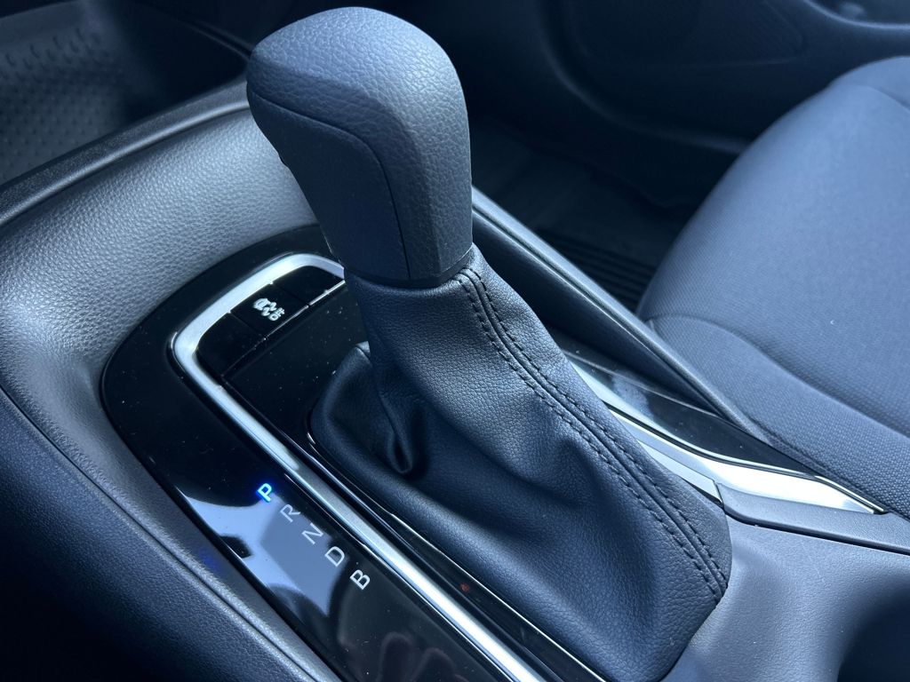 2025 Toyota Corolla LE photo 15