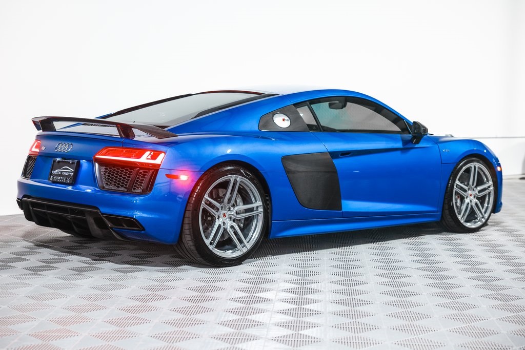 2017 Audi R8 5.2 V10 Plus Coupe photo 6
