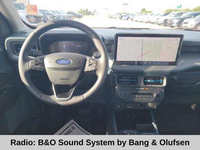 2025 Ford Maverick photo 3