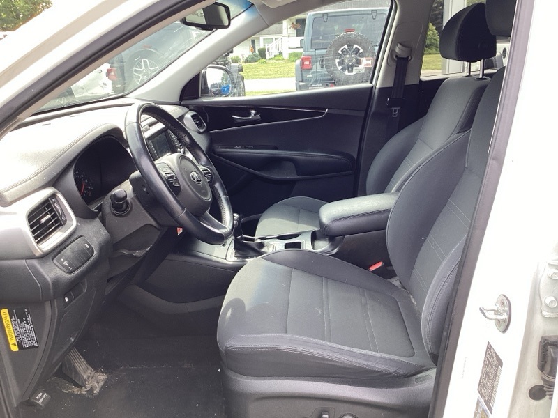 2018 Kia Sorento LX photo 16