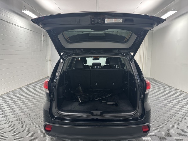 2019 Toyota Highlander XLE photo 26
